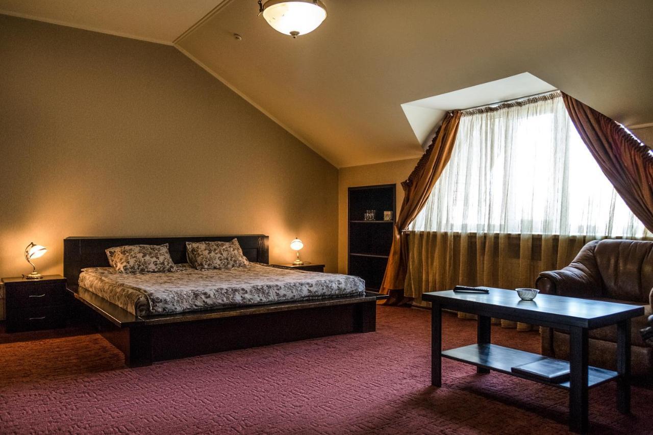 Hotel Sem Запоріжжя Екстер'єр фото